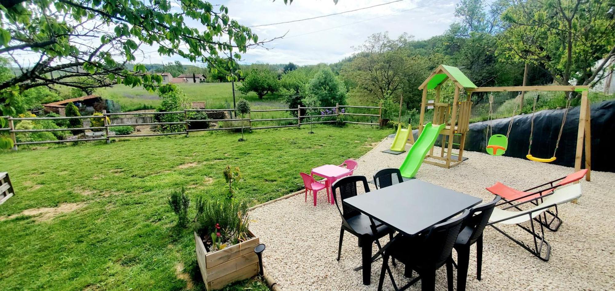 Sky - Gite Meuble & Confort Drome - Ecolodgite Laveyron Buitenkant foto